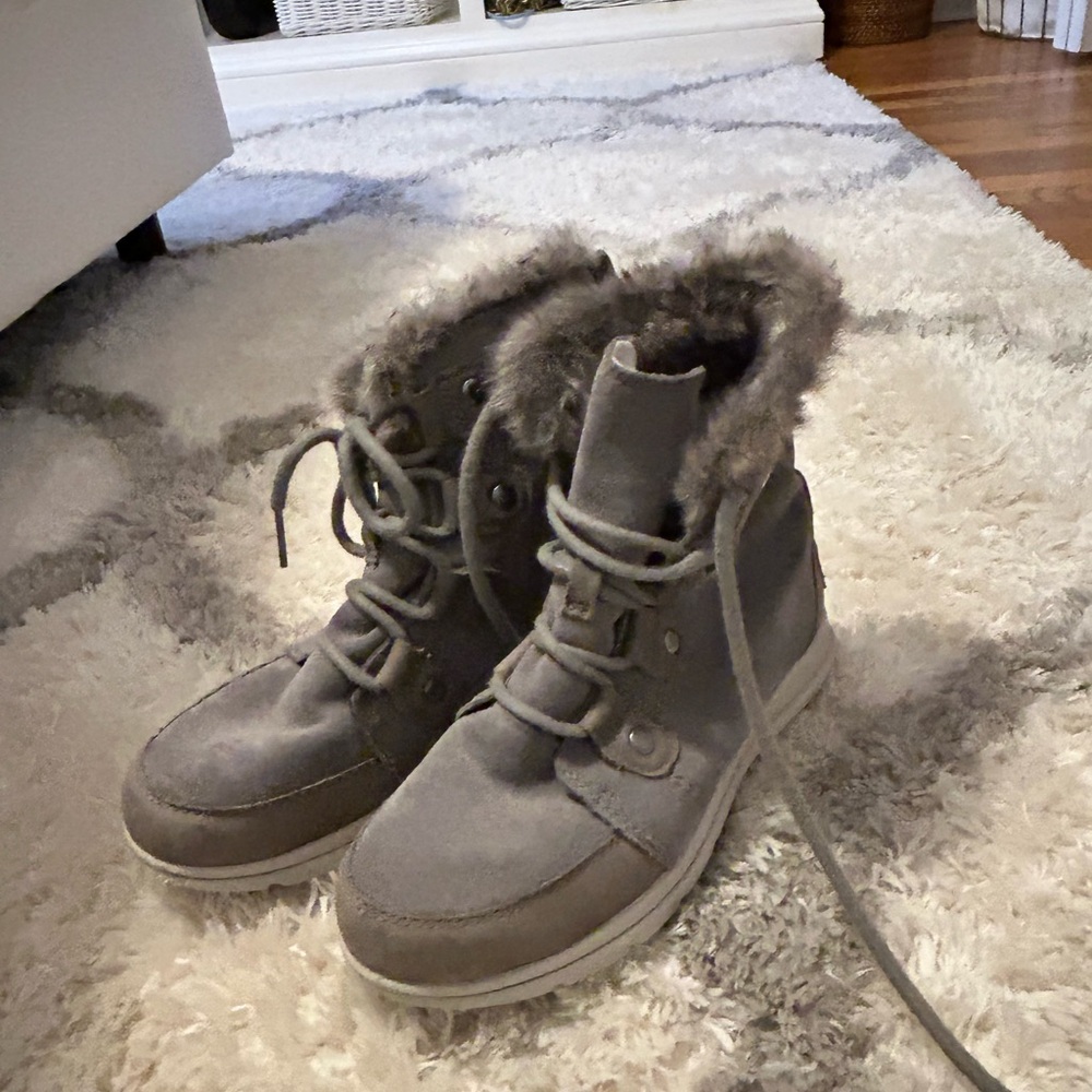 Sorel Gray Fur-Lined Kids Boots